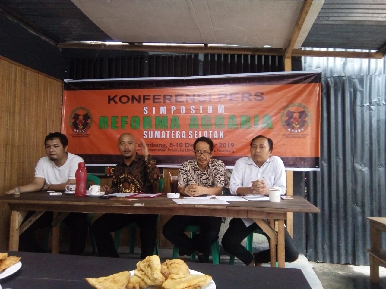 Dedek Chaniago , Komite Reforma Agraria Sumatera Selatan (KRASS) , Simposium Reforma Agraria
