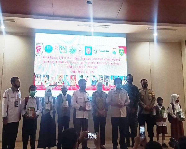 Bakti Sosial , Dinas Pendidikan , Forum Pemerhati Pendidikan Sriwijaya Sumsel , Palembang Update