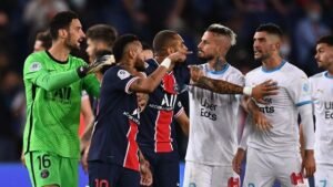 PSG vs Marseille, Kartu Merah, Kartu Kuning, Skor Pertandingan