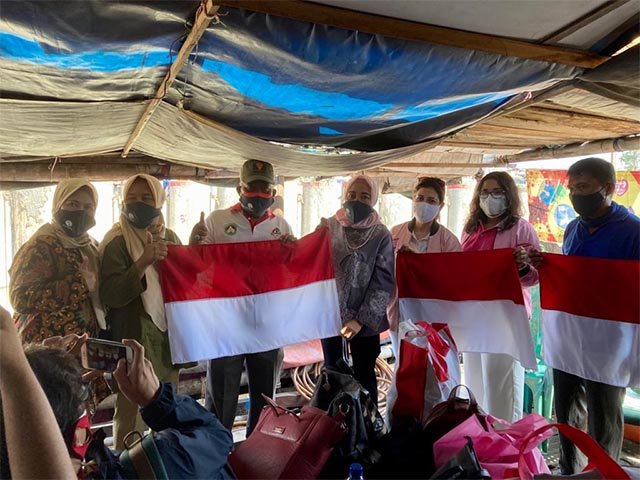 Kampung Nelayan Cilincing , kepatuhan protokol kesehatan , memulihkan kesehatan masyarakat , Para Nelayan di Indonesia , peranan strategis