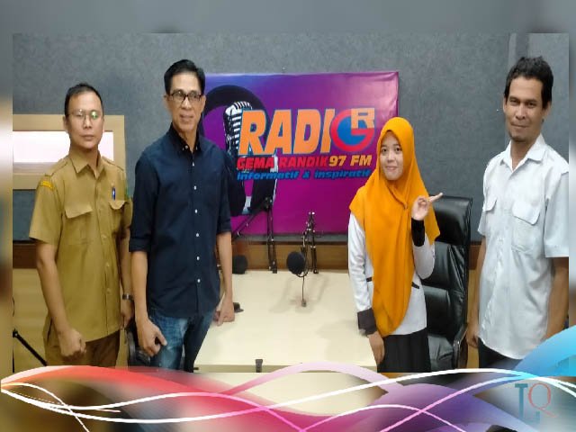 Studio Radio Gema Randik, Politikus Partai Gerindra